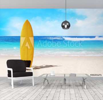 Bild på surfer board on the beach